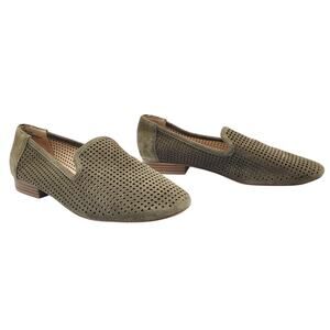 Violet & Red Salem Olive Green Suede Perforated Flat Loafers Women's Size 8 M